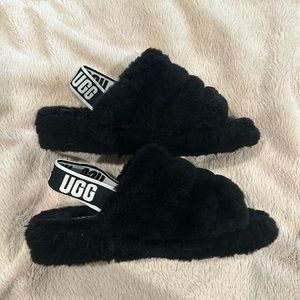 UGG Women's Black Fluffy Slide Slippers